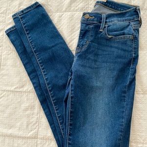 Levi’s 710 Super skinny jeans